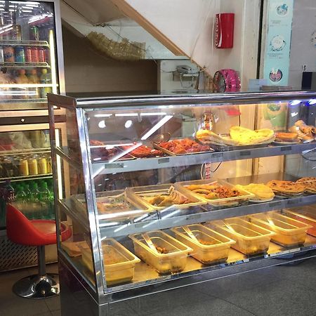 Ranjeet Guest House 香港 外观 照片
